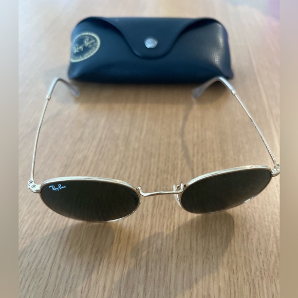 Ray-Ban Round frame sunglasses - Picture 3 of 5